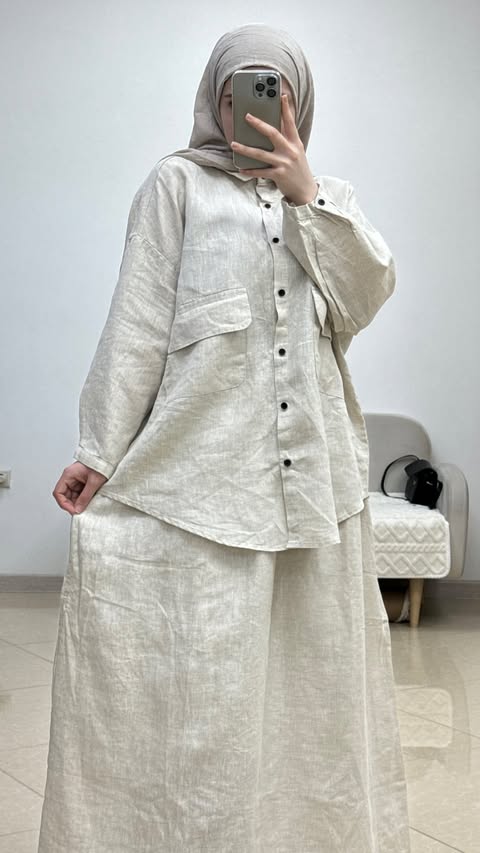 طقم نسائي واسع ومريح
